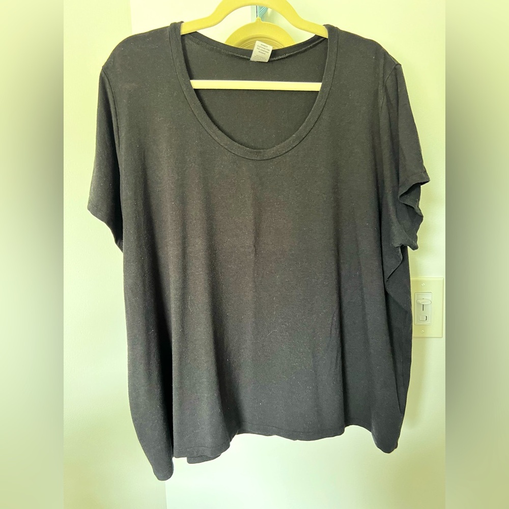 Nettle’s Tale size 1x black scoop neck shirt